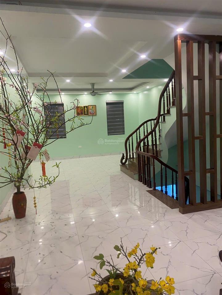 Mặt sau phố tô hiệu  view thoáng vĩnh viễn  5 tầng mt 6m giá 168 triệu/1m