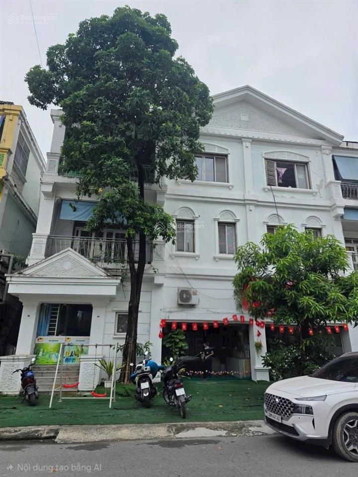 Biệt thự an vượng  vị trí rất đẹp  sát công viên thiên văn học  giá năm kia