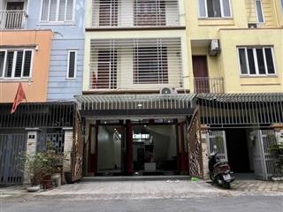 Bán gấp 16.8 tỷ  83m2 5tầng mt 5m  đường thông không lỗi  lk kđt văn khê  đang cho thuê 20 tr