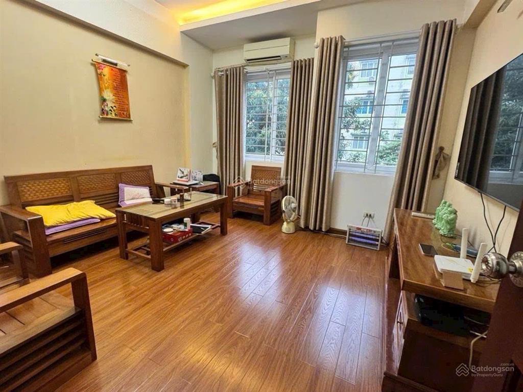 Bán gấp 16,9 tỷ  83m2 5tầng mt 5m  đường thông không lỗi  lk kđt văn khê  nhà đẹp ở luôn