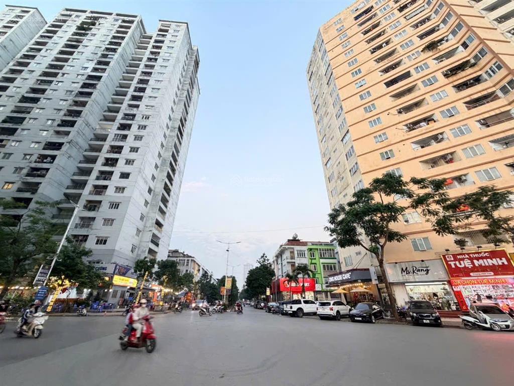 Lô góc trục chính kinh doanh đỉnh  kđt văn khê  gpxd 7 tầng