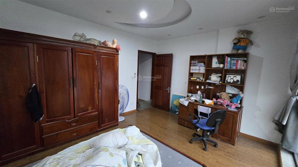 45m  5 tầng  mt 4,5m  mặt phố trần đăng ninh  đoạn phố thông 3 ô tô tránh  vỉa hè 4m