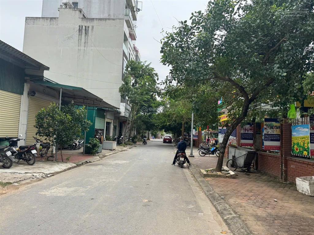 Mặt tiền 5m  view trường  sát aeon  dv đồng đế  bán gấp siêu rẻ  không lỗi gì