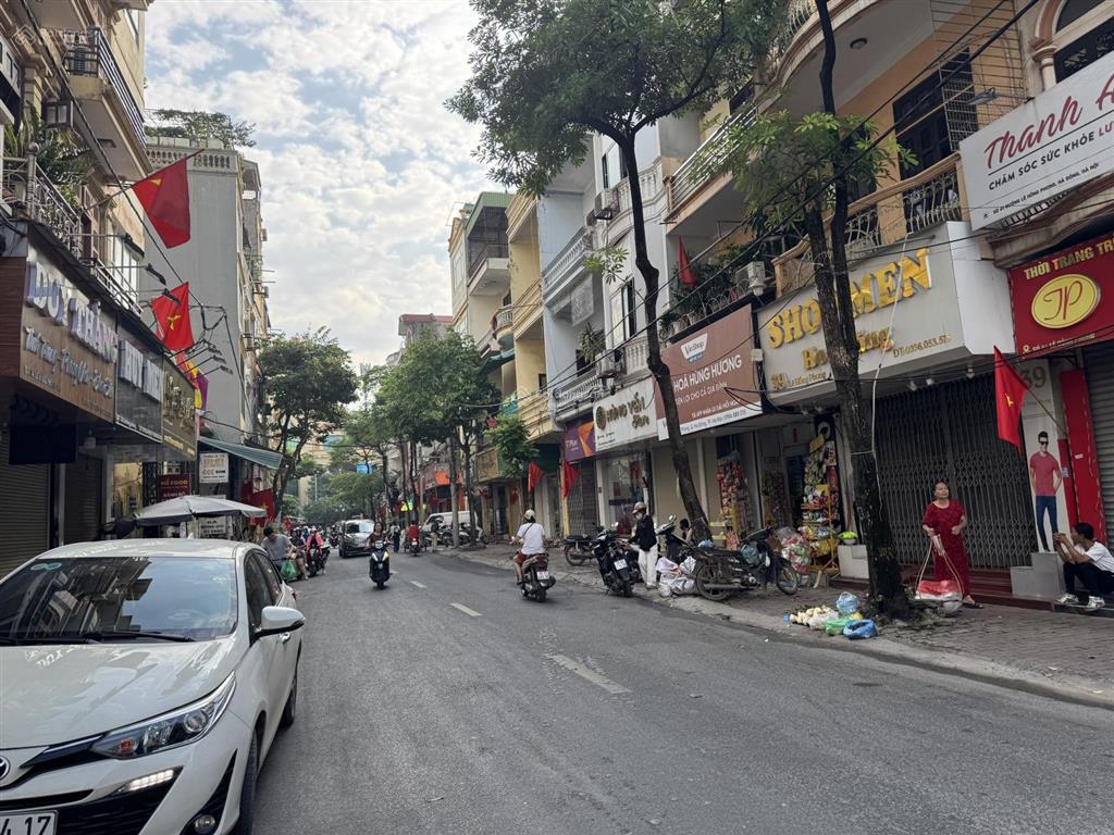 View hồ  phân lô ô tô tránh  phố cổ hà đông  sản phẩm đỉnh cao kinh doanh