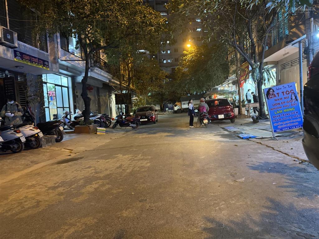 13.x tỷ đấu giá ngô thì nhậm  phân lô vỉa hè kinh doanh  không lỗi gì