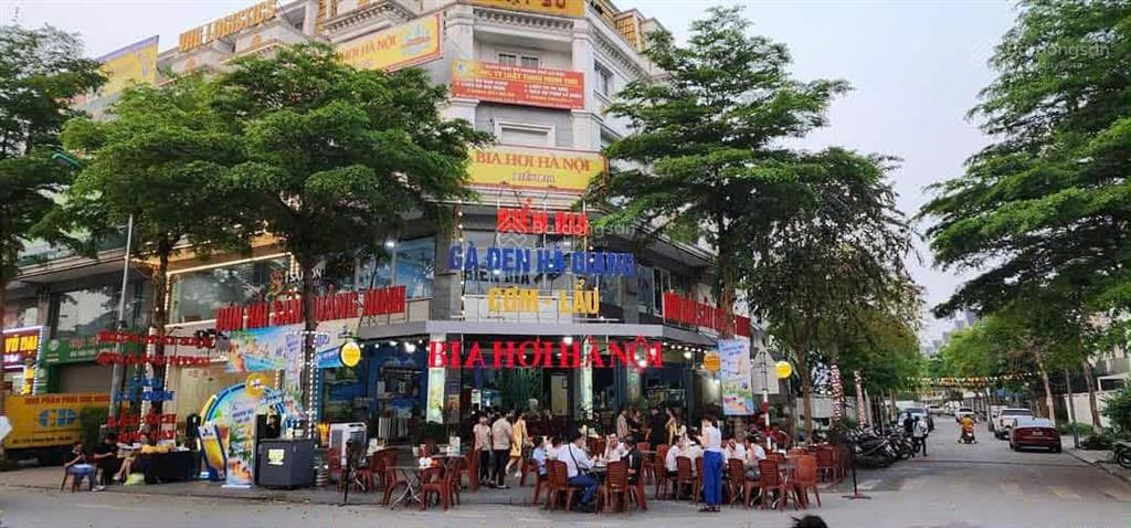 Trục kinh doanh nổi bật kđt văn khê  hàng đỉnh đầu tư  đang cho thuê 30 triệu