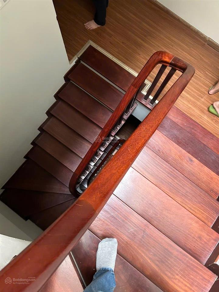 Bán gấp 15.5 tỷ  83m2 5tầng mt 5m  đường thông không lỗi  lk kđt văn khê  giá đầu tư