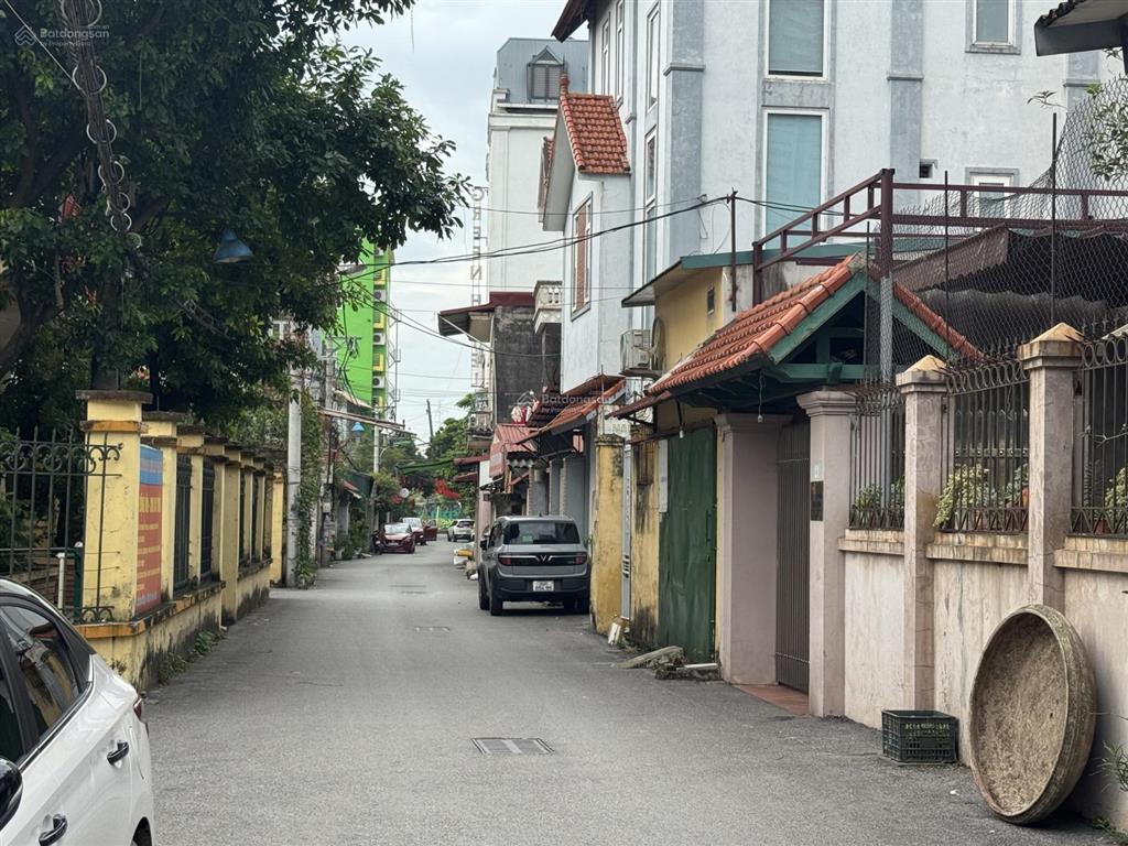 Căn góc mặt ngõ  view thoáng  đi bộ sang park city  ngã tư quang trung lê trọng tấn