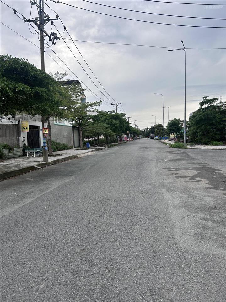 Chính chủ cần bán gấp lô 5x21m, giá 1,6 tỷ trong kdc tân đô. nhận ký gửi