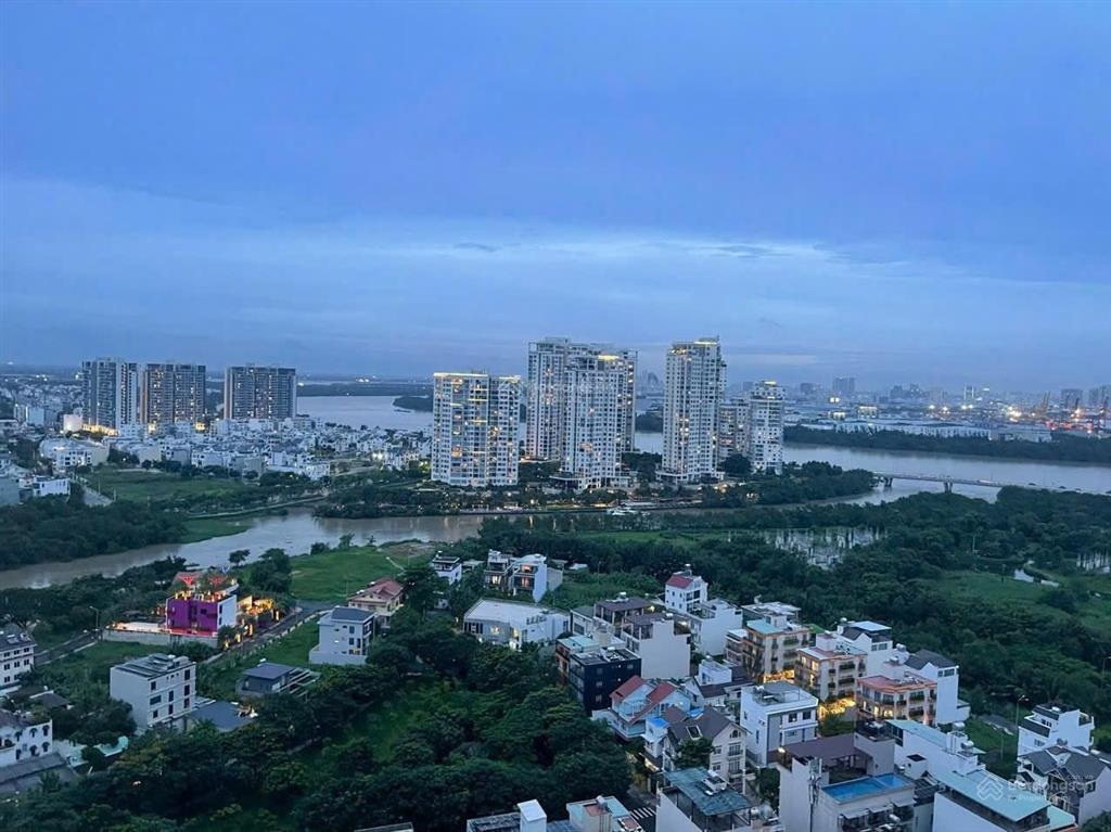 Ngộp bank chủ cần bán 2pn  74 m2 giá 7.1 tỷ the sun avenue full nội thất, sẵn sổ