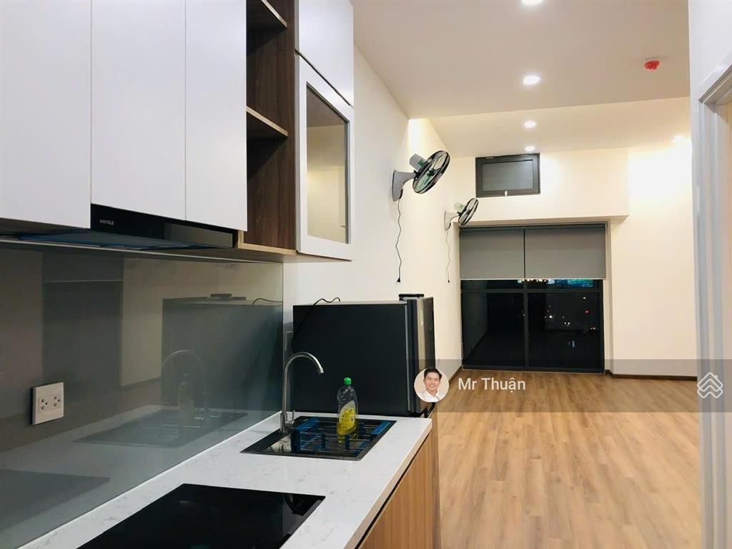 Hàng tốt, văn phòng 50 m2 cho thuê 14 triệu/tháng the sun avenue