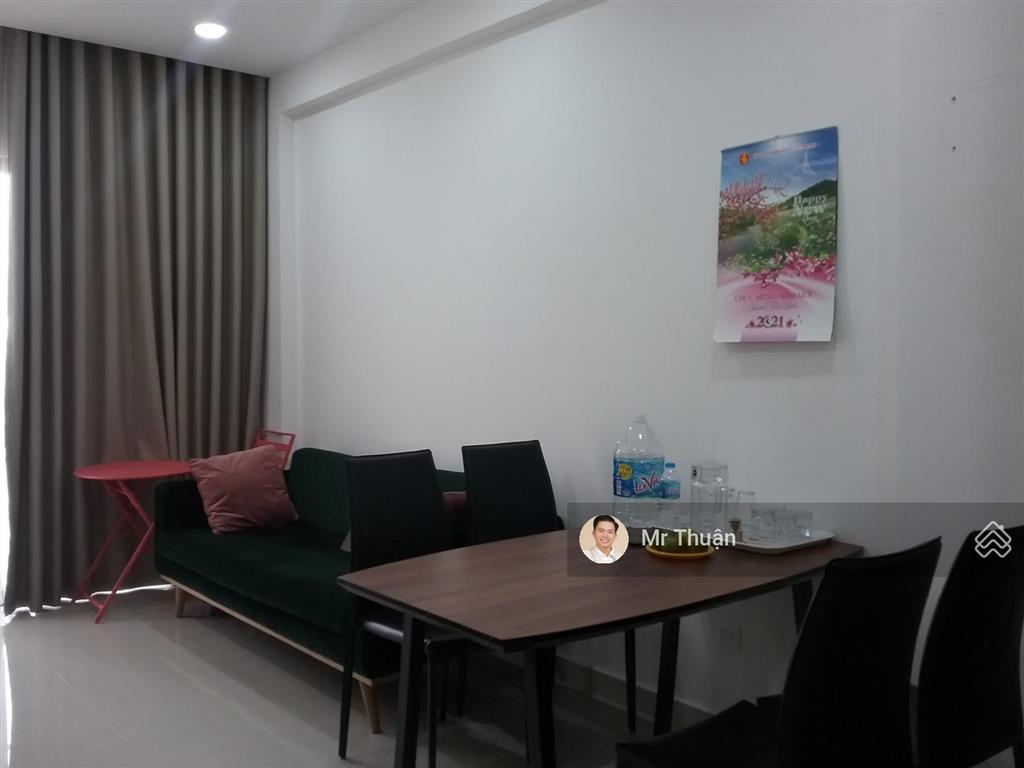 Bán căn hộ 2pn  74 m² view landmark giá chỉ với 7 tỷ  sẵn sổ. giá tốt