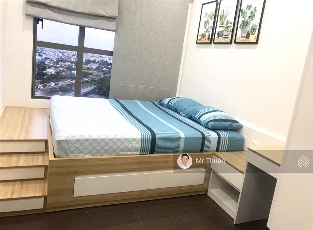 3pn  diện tích trên 100 m2 bán giá 10.5 tỷ sẵn sổ trống sẵn