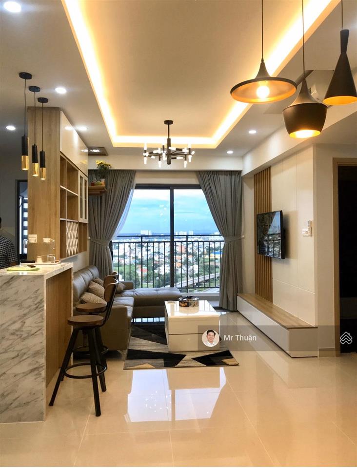 3pn  diện tích trên 100 m2 bán giá 10.5 tỷ sẵn sổ trống sẵn