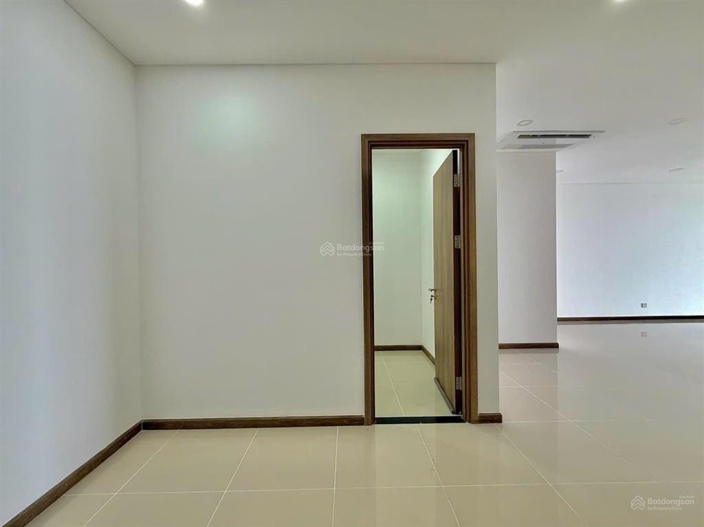 Cần bán 3pn opal saigon pearl  căn góc  diện tích lớn.