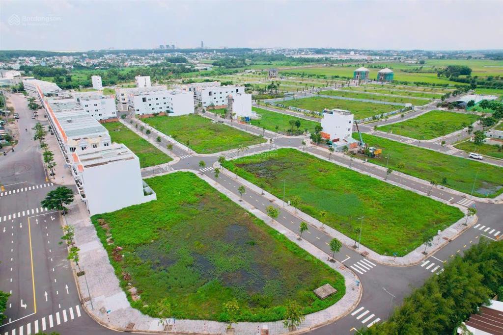 Chỉ 3, x tỷ sở hữu đất đối diện trường học tiến lộc garden ngay cạnh sân bay! 0933 995 ***