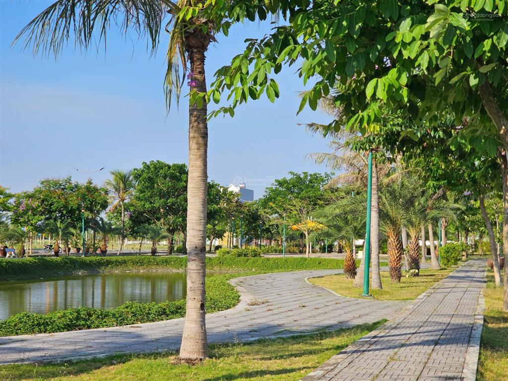 Bán lô góc đẹp 6x18m tiến lộc garden sổ hồng riêng giá 4 tỷ x hợp lý ai có nhu cầu.  0933 995 ***