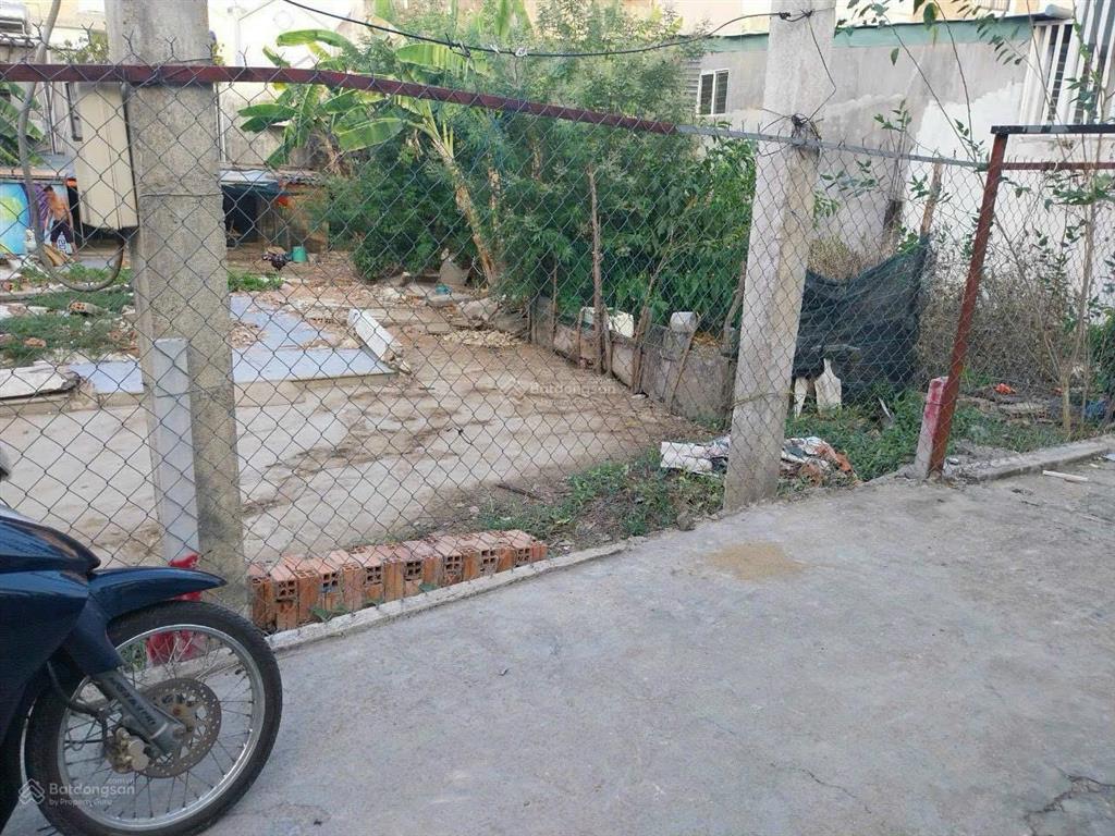 Bán đất đường 4m hẻm 1806 huỳnh tấn phát, xã nhà bè,tphcm, dt 4,2x25m đất ở, giá 4,4 tỷ