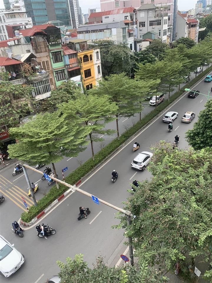 Bán nhà lô góc mặt phố kim mã  giang văn minh 126m2, giá 64 tỷ