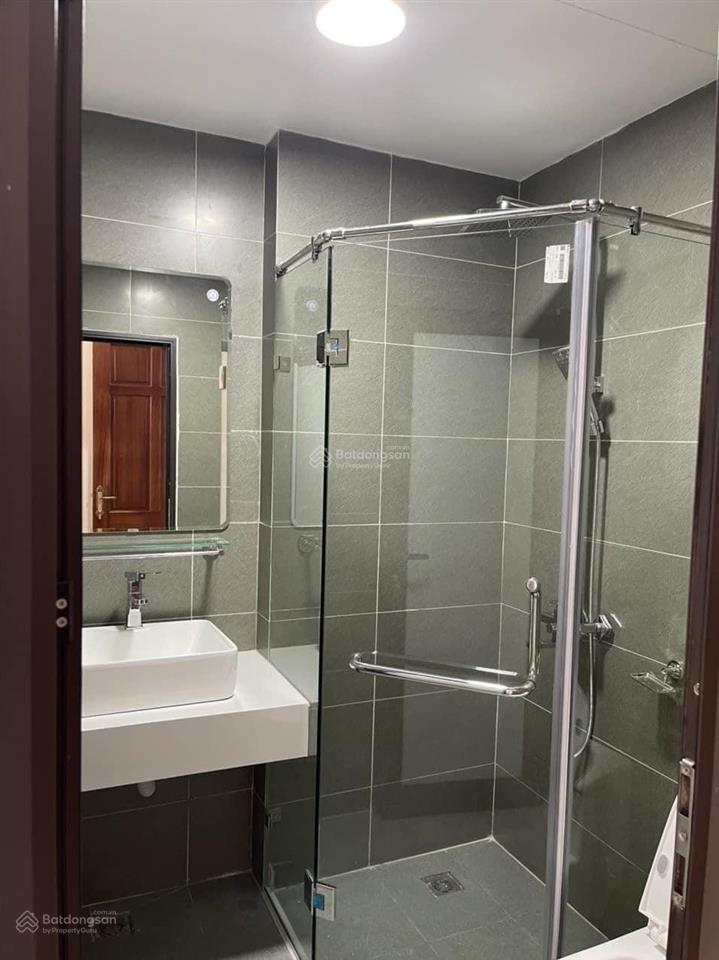 Bán nhà mặt phố lý nam đế 6 tầng vỉa hè kinh doanh giá 52.4 tỷ