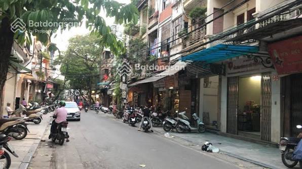 Cho thuê nguyên căn khu phân lô vạn phúc liễu giai 60 m 5 tầng mặt tiền 5 m giá 20 triệu 1 tháng