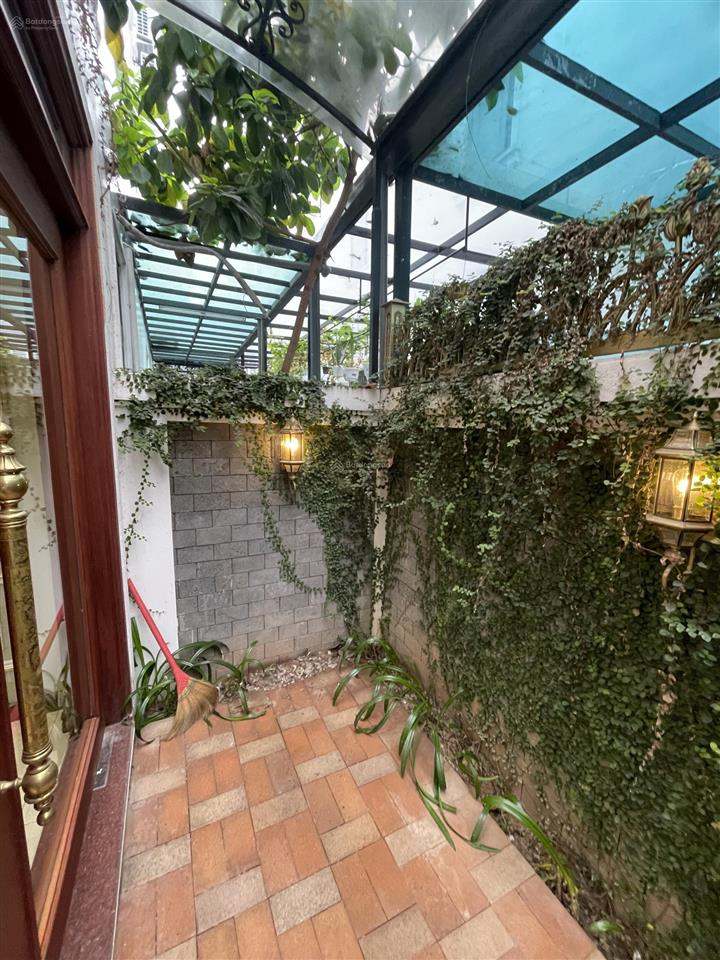 Bán căn song lập hoàn thiện cực đẹp giá tốt khu manhattan 144m2 giá 2x tỷ