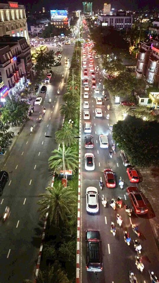 *sập hầm* bt hùng vương giá 18,5 tỷ ( có tl)