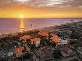 Hot! bán cắt lỗ 636m2  đất làng lò  gần sun village  giá 7,7 tỷ