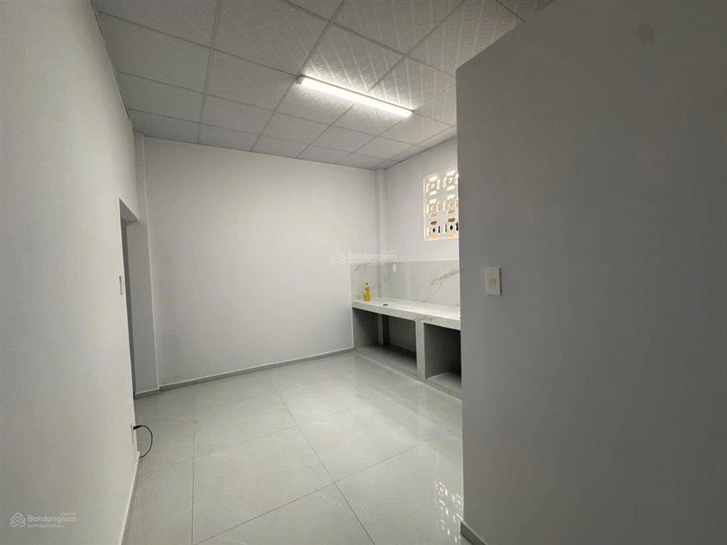 Cần bán gấp nhà cấp 4 tttp tuy hòa, giá chỉ 1,8 tỷ (100m2)