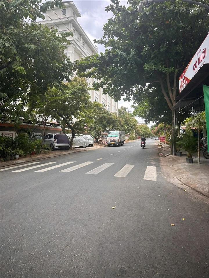 Cần bán gấp nhà cấp 4 tttp tuy hòa, giá chỉ 1,8 tỷ (100m2)