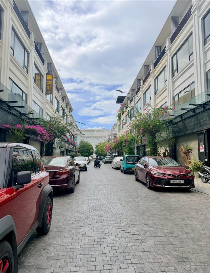 Siêu hot!!! căn shophouse apec ngay tttp giá cắt lỗ chỉ 6,2 tỷ