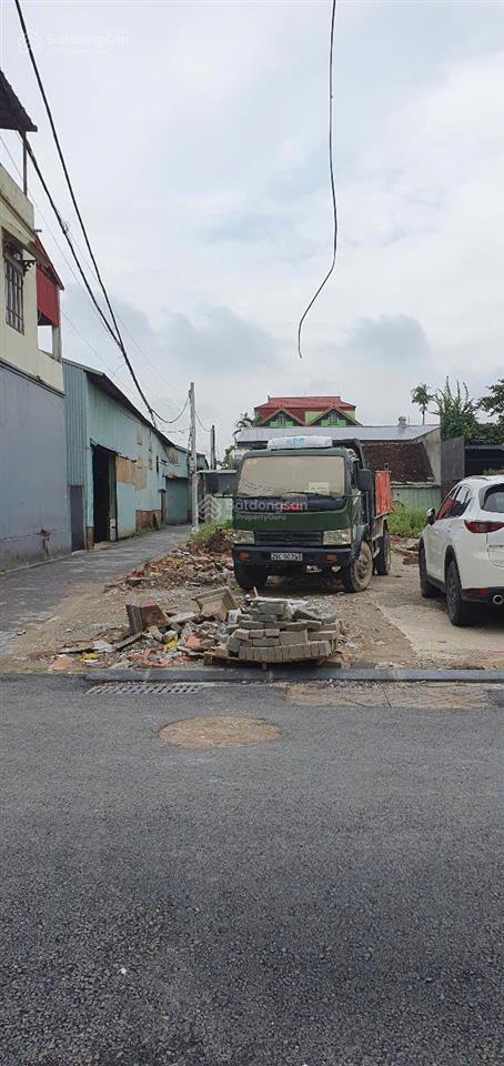 Chính chủ bán 90m2 đất ở, trục đường làng, kinh doanh, ô tô tránh, giá 8,1 tỷ