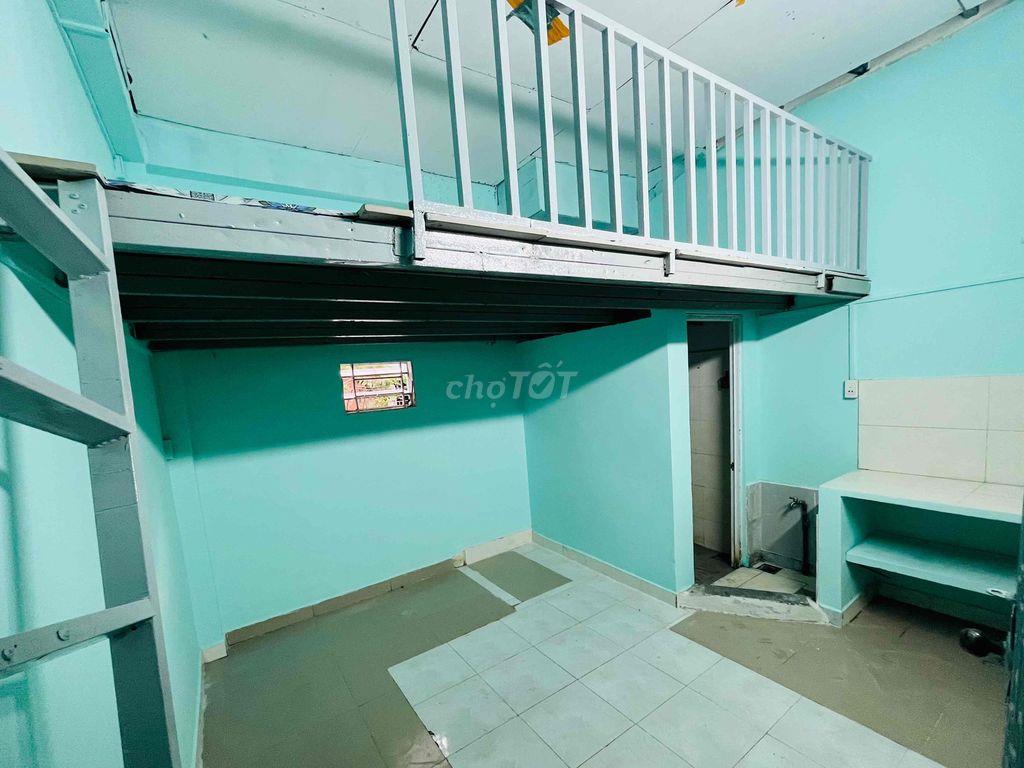 Phòng trọ có gác đường A3, p. Long Phước Tp. Thủ Đức, gần KCNC Q.9