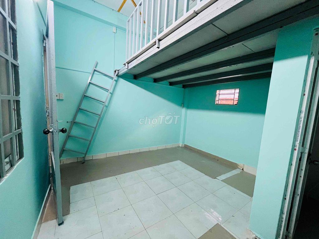 Phòng trọ có gác đường A3, p. Long Phước Tp. Thủ Đức, gần KCNC Q.9