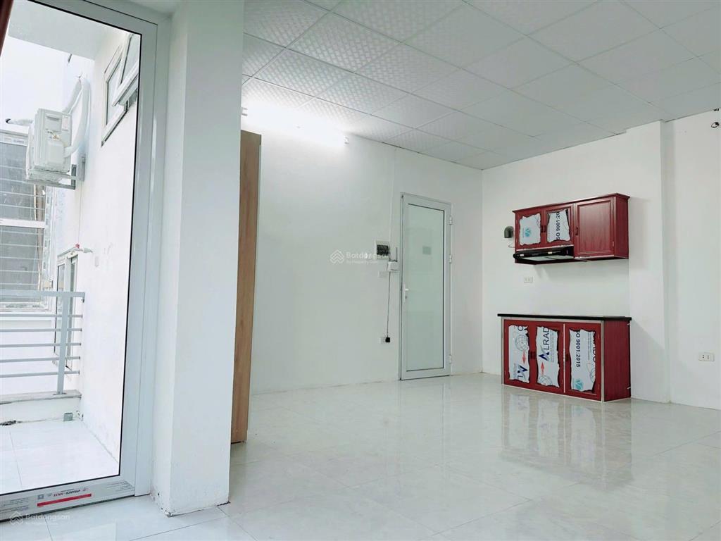 Cho thuê phòng trọ khu đt văn phú, hà đông, dt 32m2, giá 3,9 triệu/tháng vào ở ngay