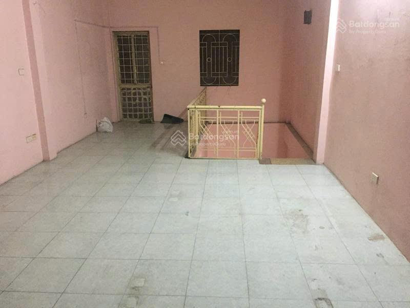 Nhà riêng ngõ 663 trương định gần nam đô dt 60m2x3t giá 8tr