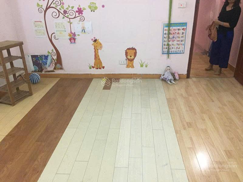 Nhà riêng ngõ 663 trương định gần nam đô dt 60m2x3t giá 8tr