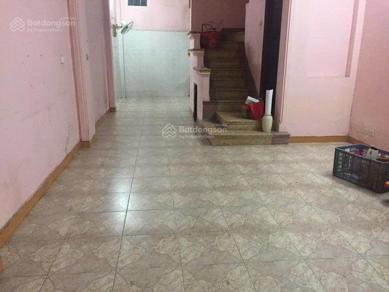 Nhà riêng ngõ 663 trương định gần nam đô dt 60m2x3t giá 8tr