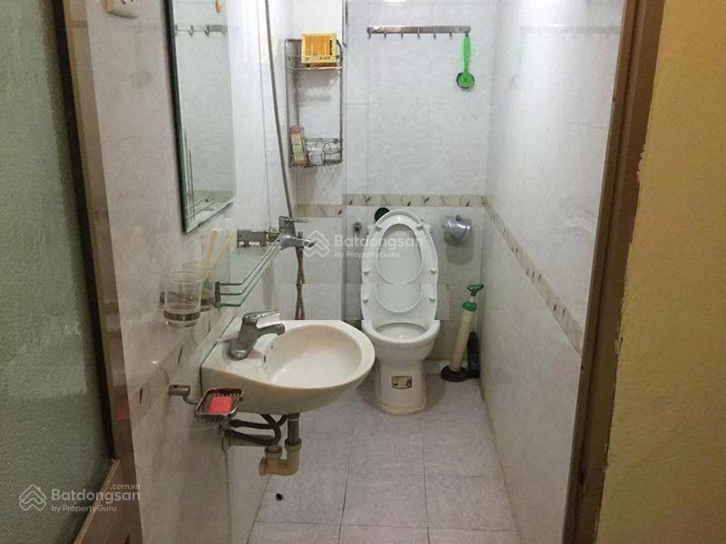 Nhà riêng ngõ phố minh khai gần đầu bạch mai dt 30m2x4t giá 10tr