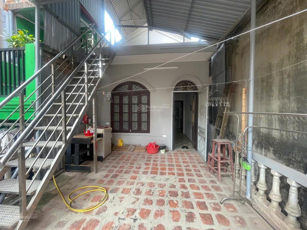 Ngõ 274, đường trương định, diện tích 55m2x3t và 20m2 sân trước sau, 13 triệu