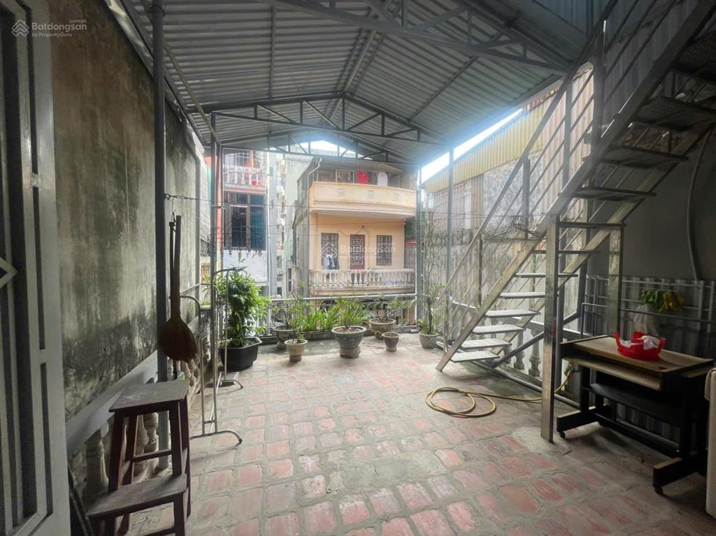 Ngõ 274, đường trương định, diện tích 55m2x3t và 20m2 sân trước sau, 13 triệu