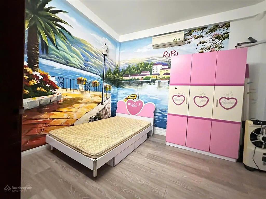 Ngách 30 ngõ 176 trương định  diện tích 38m2, xây 3.5 tầng, 11 triệu/tháng