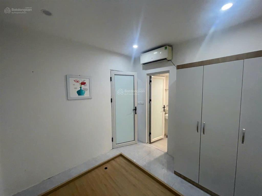 Nhà riêng cấp 4 ngõ 70 phố mai động dt 35m2x1 tầng giá 5tr