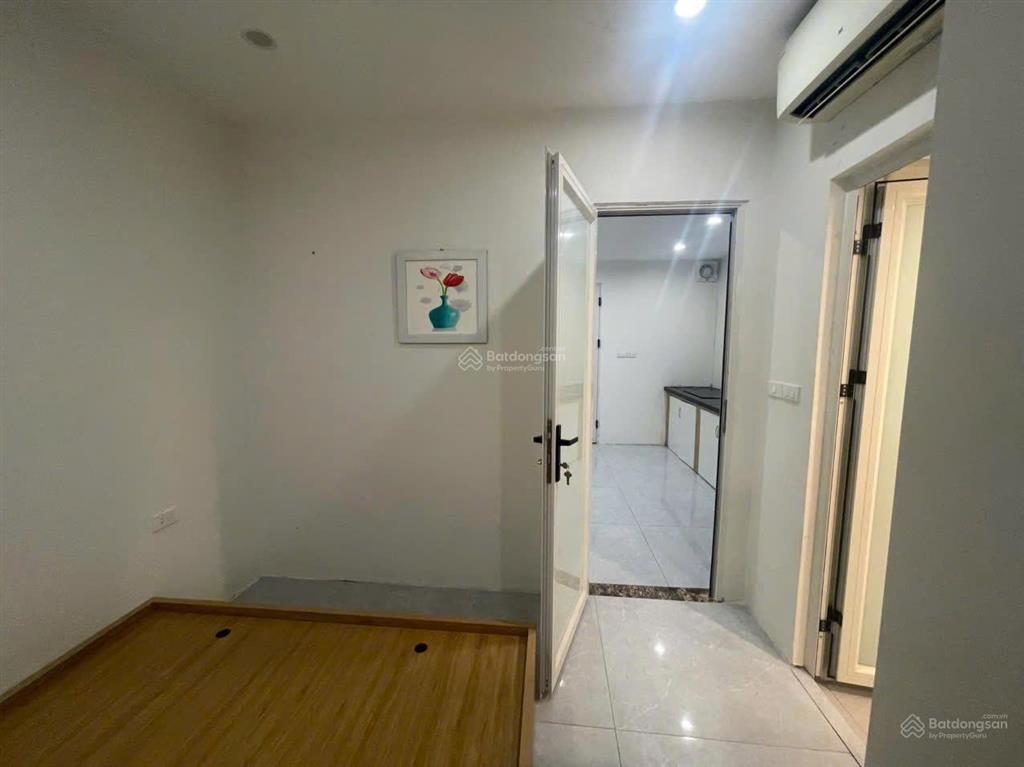 Nhà riêng cấp 4 ngõ 70 phố mai động dt 35m2x1 tầng giá 5tr