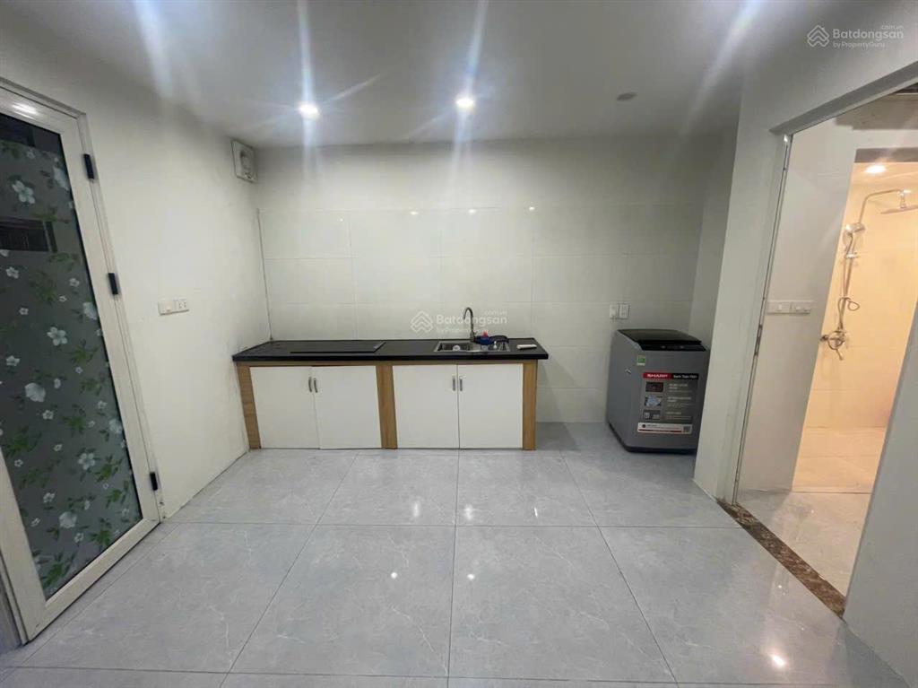 Nhà riêng cấp 4 ngõ 70 phố mai động dt 35m2x1 tầng giá 5tr
