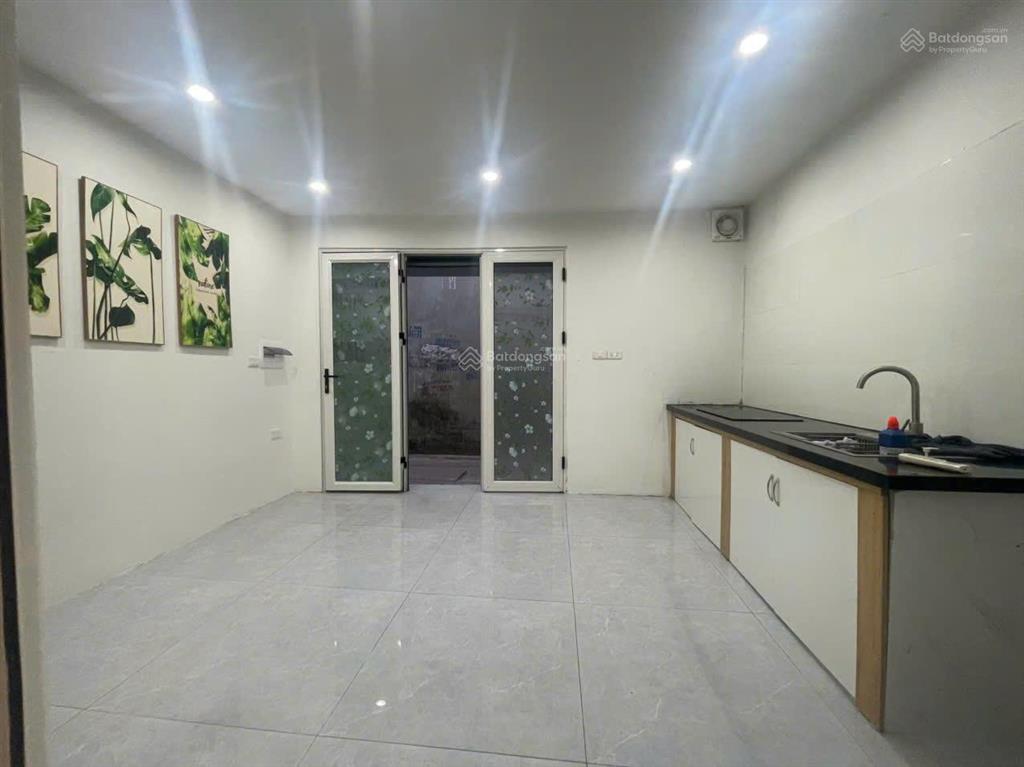 Nhà riêng cấp 4 ngõ 70 phố mai động dt 35m2x1 tầng giá 5tr