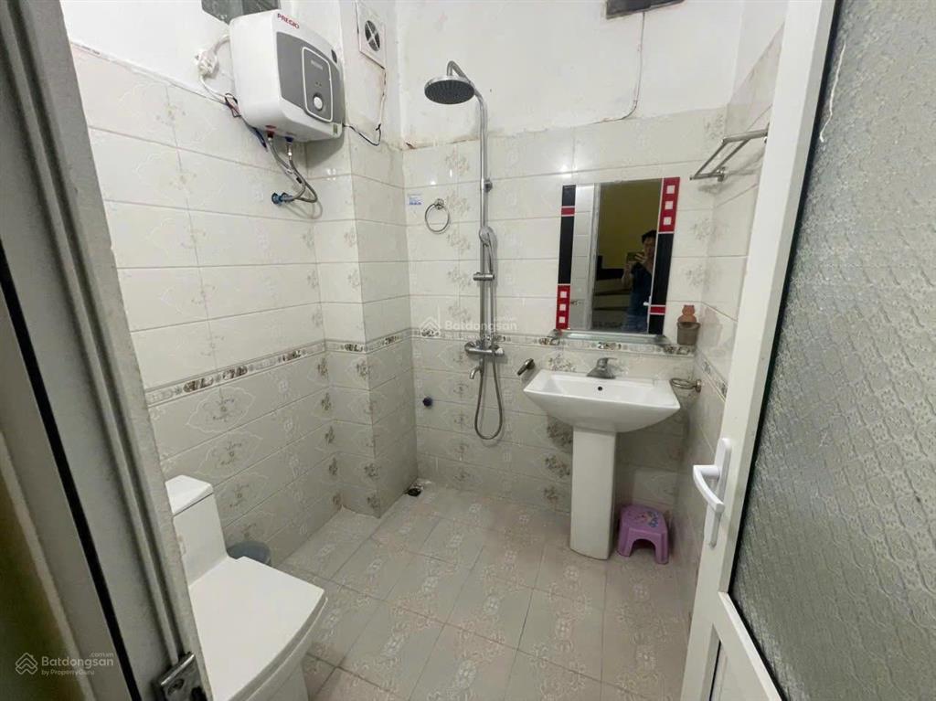 Nhà riêng ngõ phố hoàng mai, nguyễn đức cảnh dt32m2x5t giá 12tr