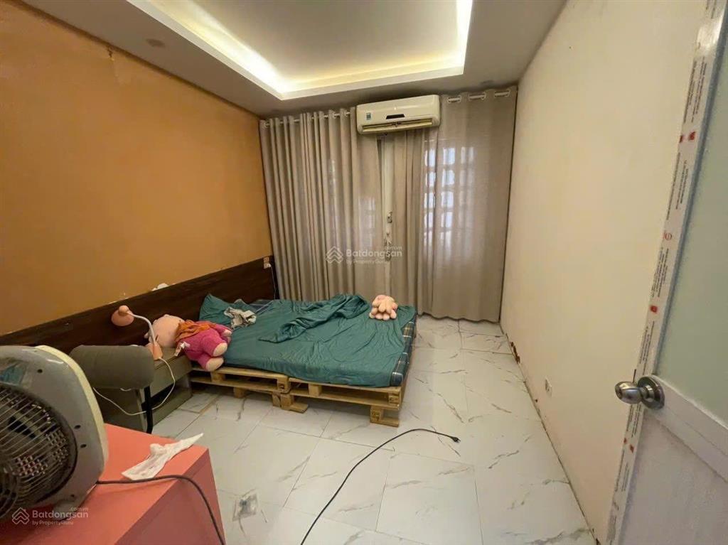 Nhà riêng ngõ 383 trần đại nghĩa dt 35m2 x 3t giá 10tr