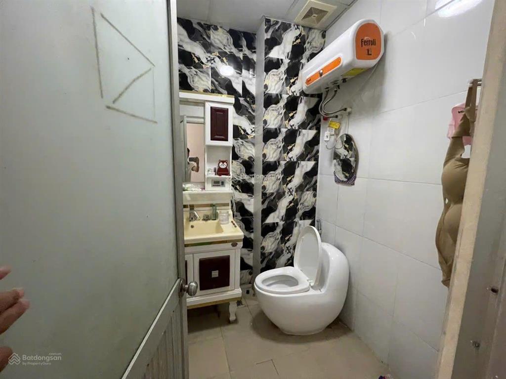 Nhà riêng ngõ 383 trần đại nghĩa dt 35m2 x 3t giá 10tr