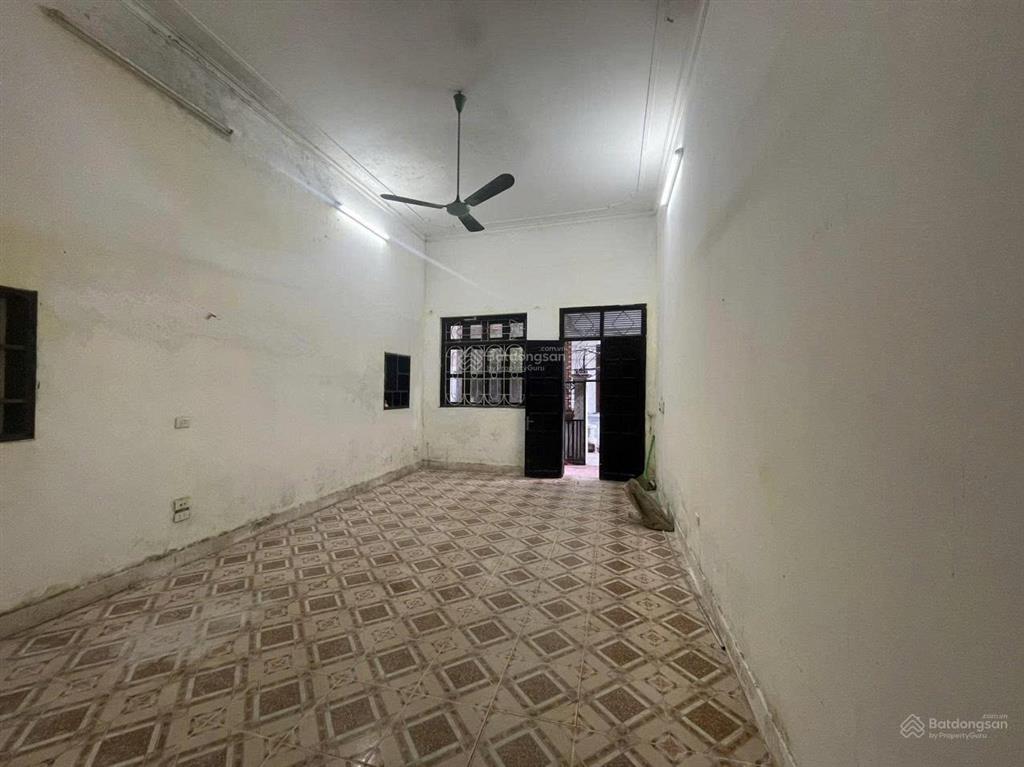 Nhà riêng ngõ 190 hoàng mai, dt 60m2x2t, giá 8tr/th